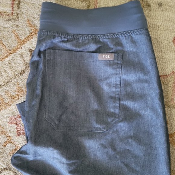 Figs Livingston Scrub Bottom Slate Blue Medium - Picture 4 of 6